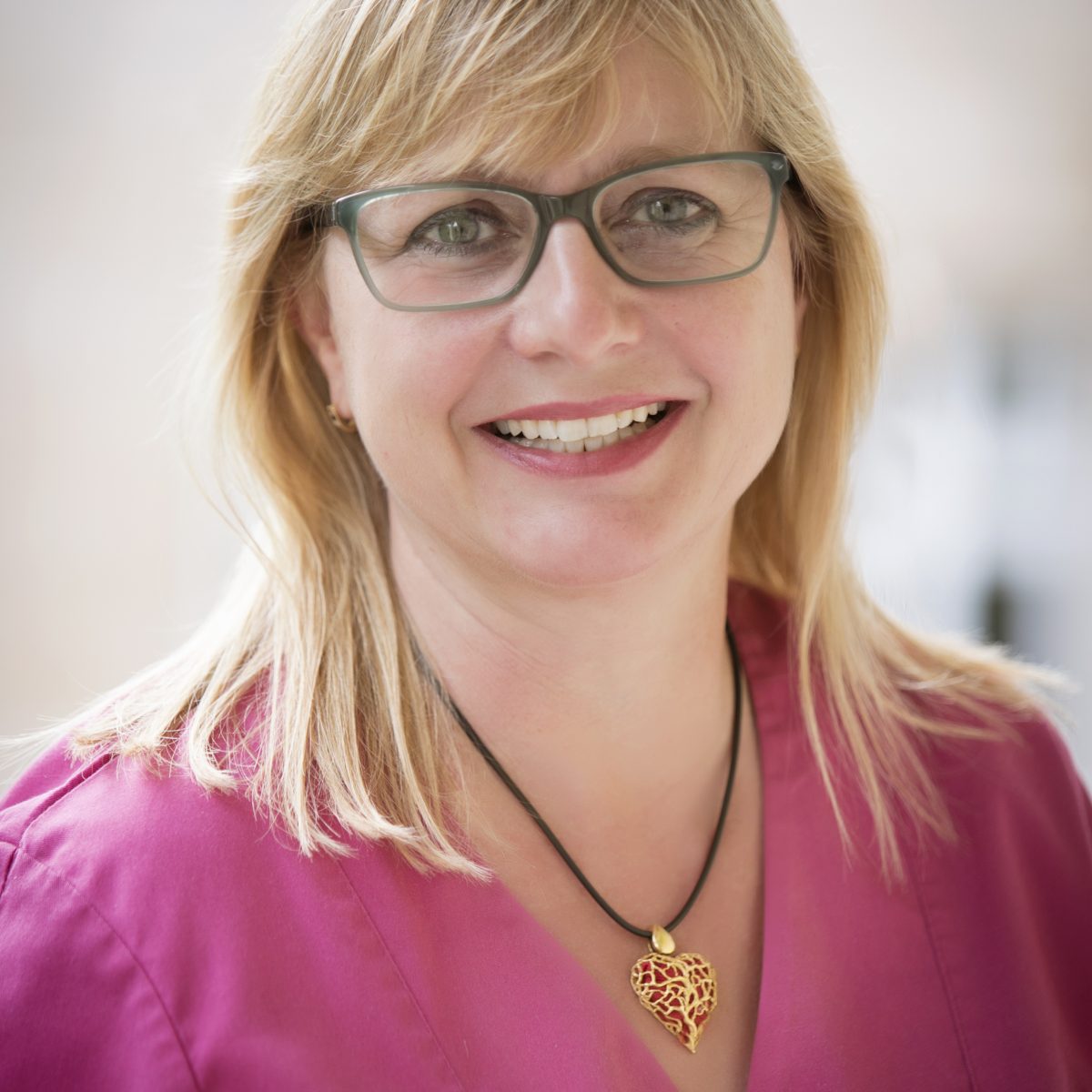 Zahnarzt Ulm – Einfühlsam für Angstpatienten | Dr. Mösch